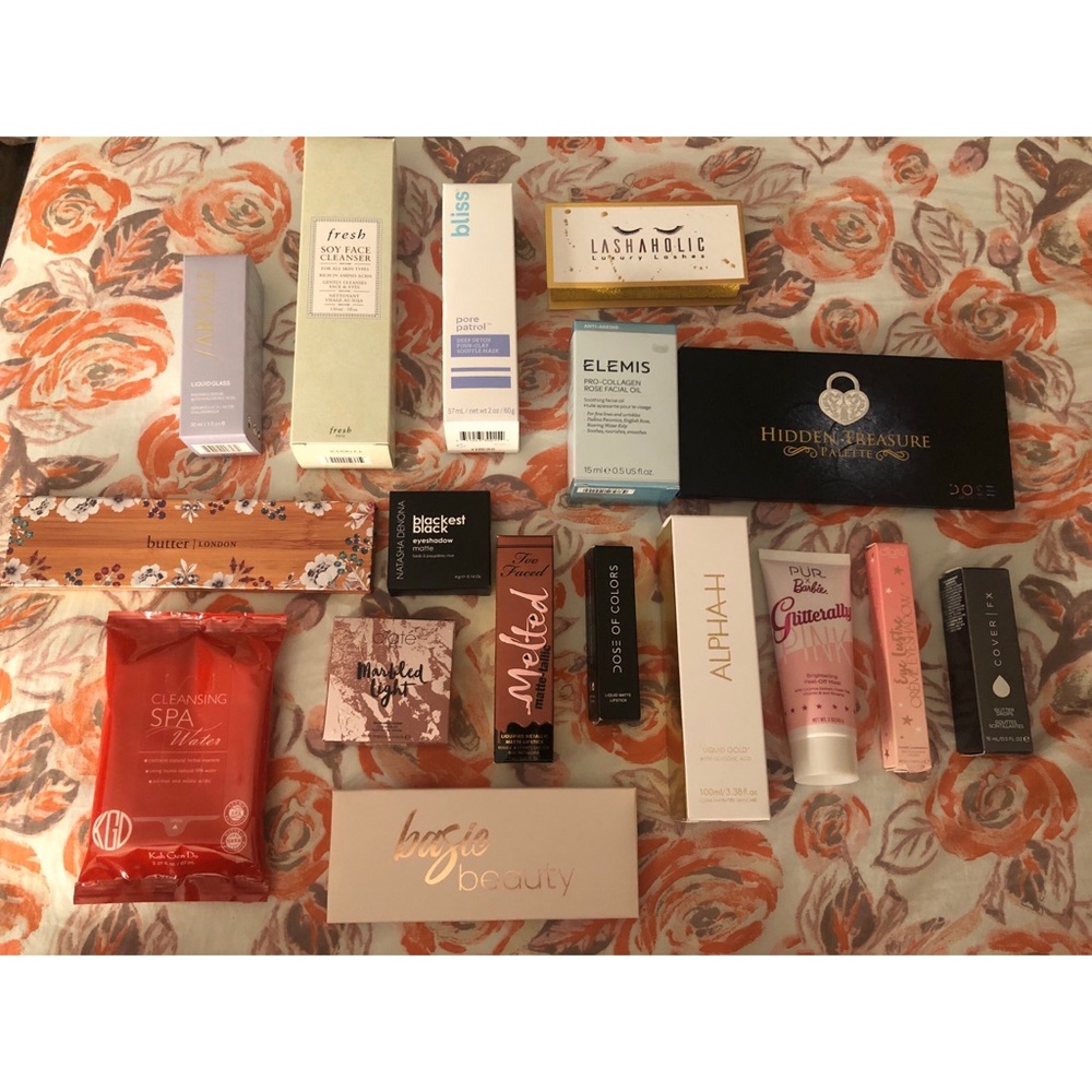 Makeup/Skincare bundle